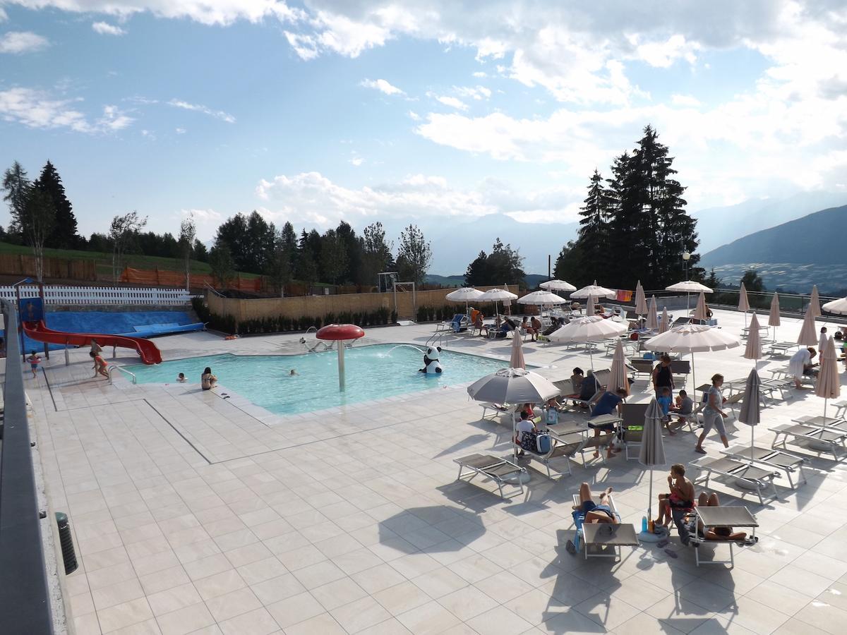 Hotel Roen Ruffre-Mendola מראה חיצוני תמונה