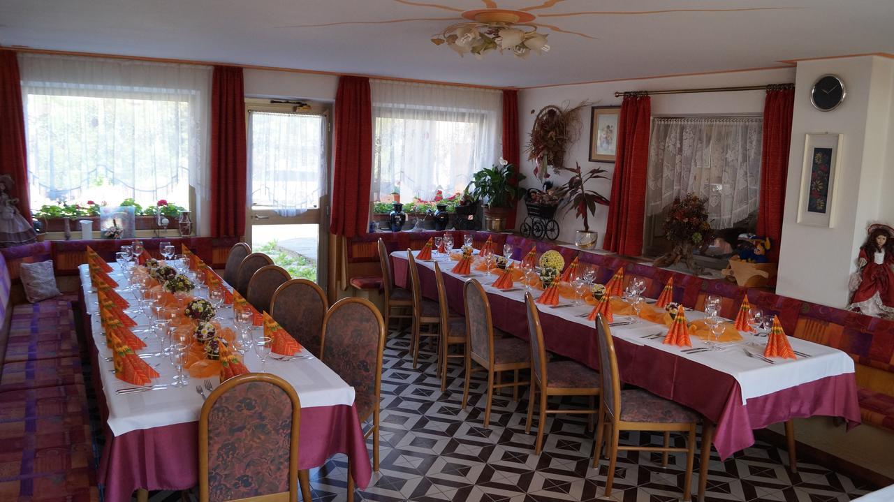 Hotel Roen Ruffre-Mendola מראה חיצוני תמונה